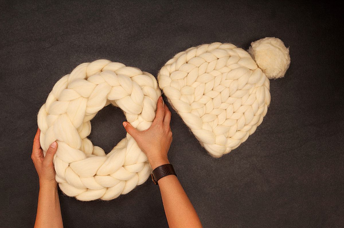 Mütze und Schal aus dicker Wolle