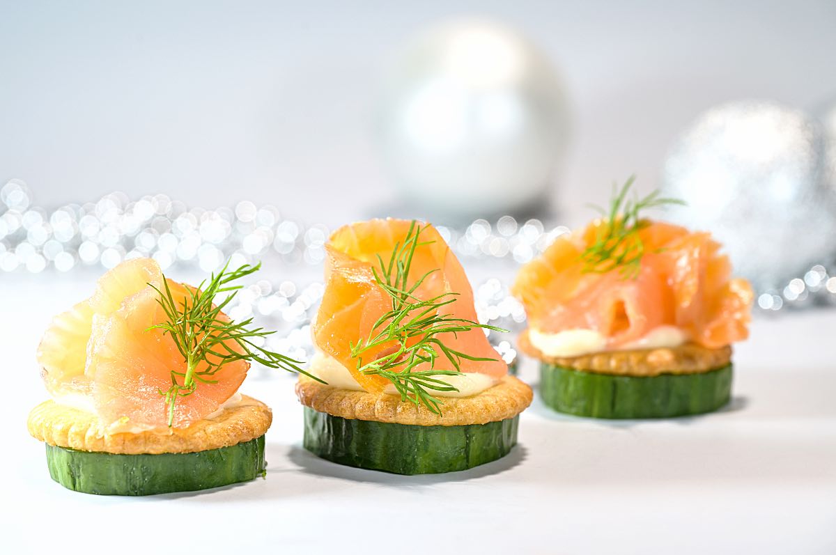 Leckere Lachshäppchen sind nicht nur zu Silvester ein tolles Fingerfood