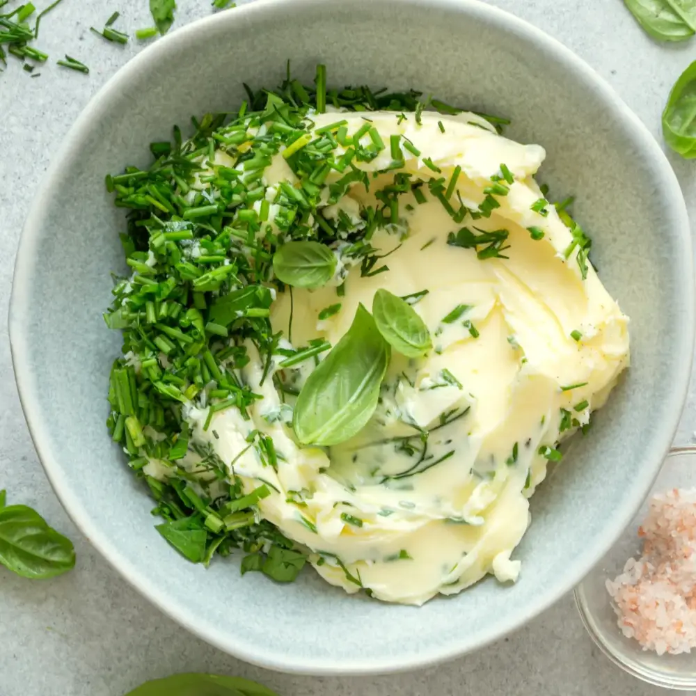 Kräuterbutter Rezept mit wenig Zutaten