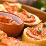 Einfaches und schnelles Rezept für Tomatenbutter