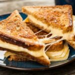 Grilled Cheese Sandwich | Käsetoast aus der Pfanne
