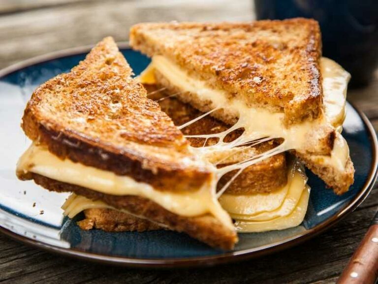 Grilled Cheese Sandwich | warmer Käsetoast aus der Pfanne