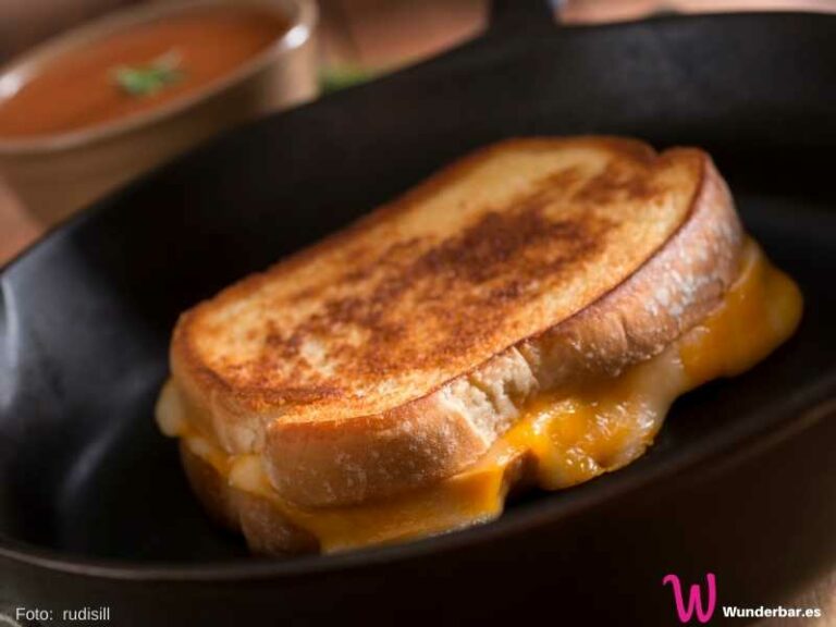 Grilled Cheese Sandwich | warmer Käsetoast aus der Pfanne