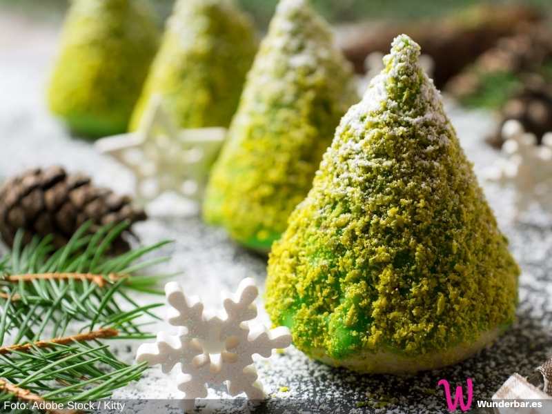 Tannenbaum Muffins | Rezept für kleine Weihnachtsbaum - Kuchen