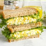 Avocado Eiersalat | Einfacher Brotaufstrich ohne Mayo Avocado-Eiersalat Sandwich