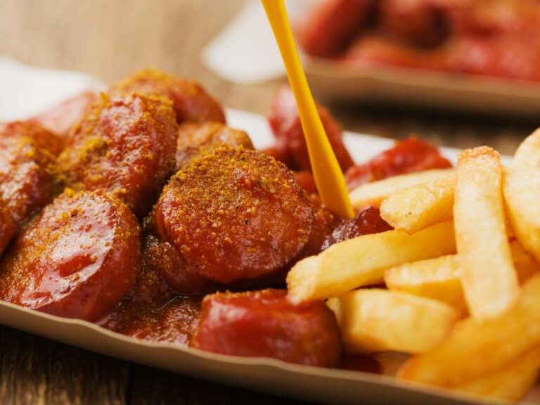 Die beste Currywurst-Sauce | Currysoße selbstgemacht