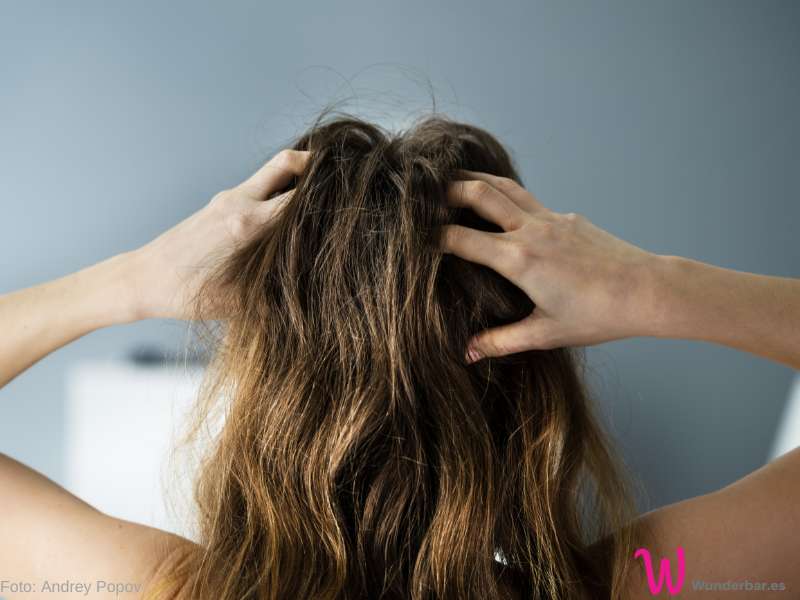 Haare waschen ohne Shampoo - die beste Methode, um strapazierter Kopfhaut Erholung zu gönnen