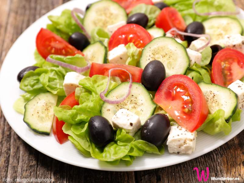Griechischer Salat ist im Handumdrehen zubereitet