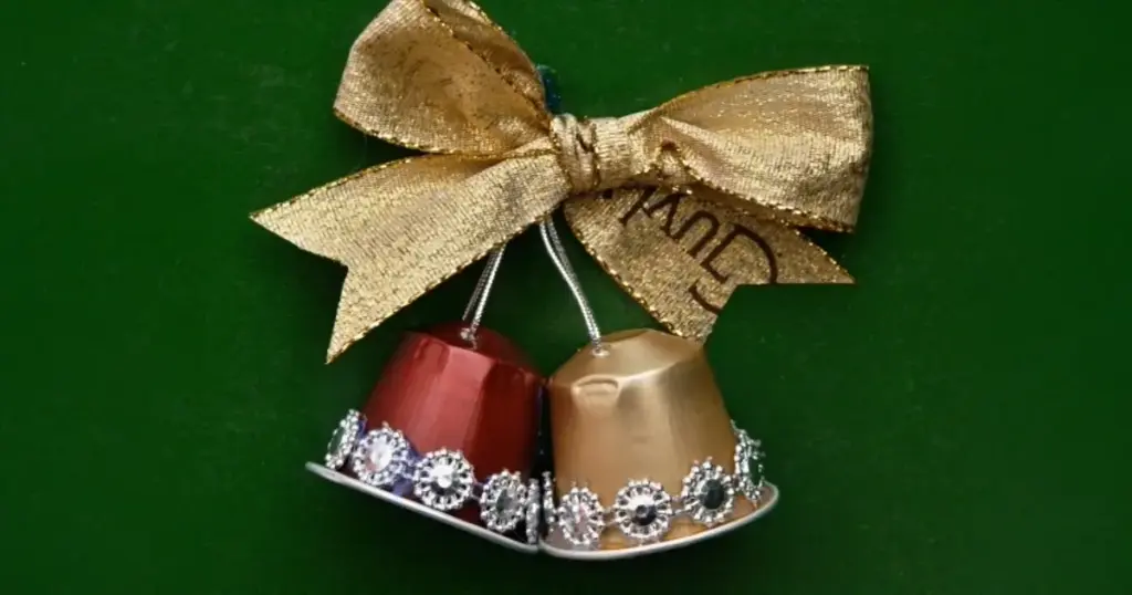 Weihnachtsdeko aus Kaffeekapseln basteln