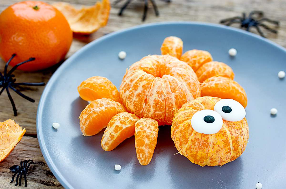 Süße Spinne aus Mandarinen