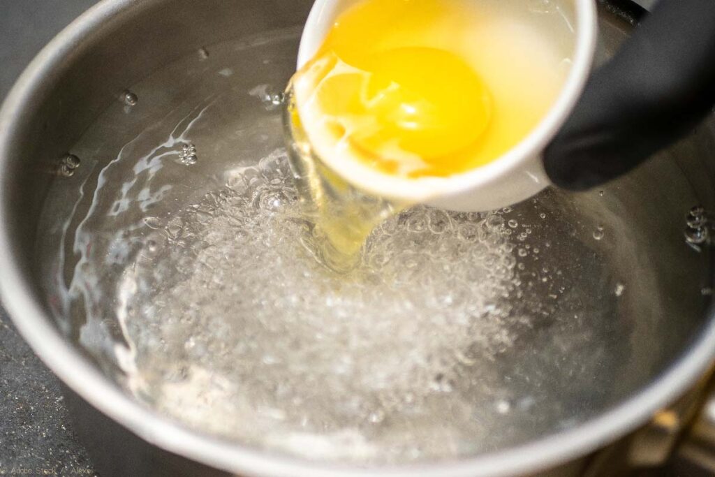 Das Frühstücksgericht Eggs Benedict ist so einfach zu machen - probier es aus! 