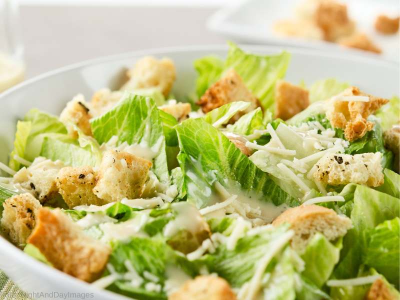 Leckeres Salat-Dressing, das keine heimliche Kalorienbombe ist