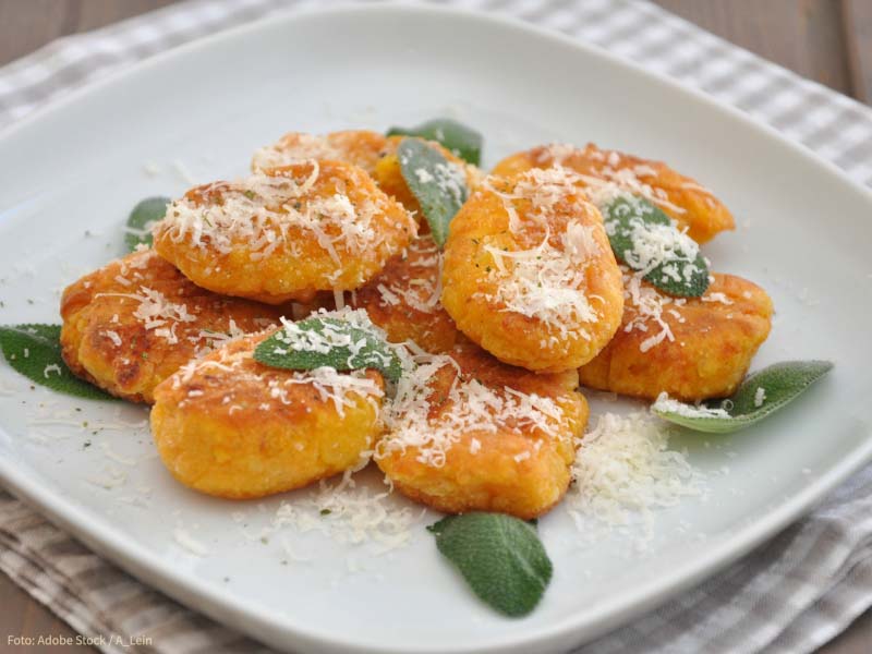 Einfaches Rezept für herbstliche Kürbis-Gnocchi