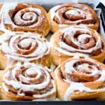 Rezept für saftige Zimtschnecken, ganz einfach gemacht