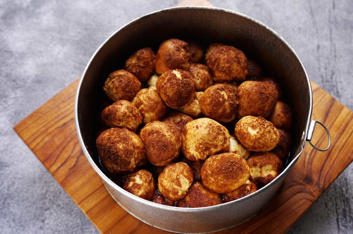 Gefülltes süßes Zupfbrot