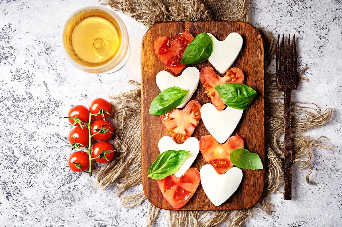Tomate und Mozzarella zum Valentinstag