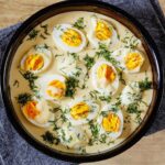 Senfeier mit Salzkartoffeln