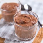 Rezept für ein schokoladiges Proteindessert mit 3 Zutaten